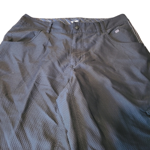 Lululemon men's black wet Dry warm cargo shorts - Picture 2 of 9